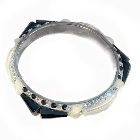 ArtDeco blackwhite lucite crystal bangle bracelet - Picture 2 of 11
